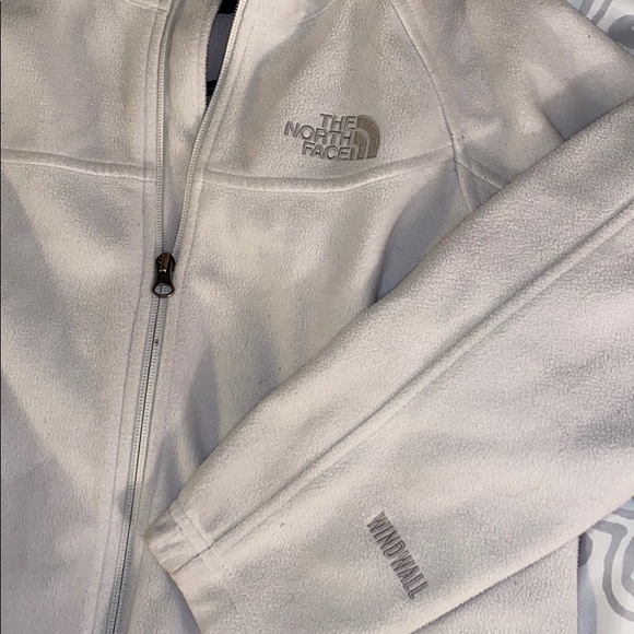 North face windwall jacket - Picture 9 of 9